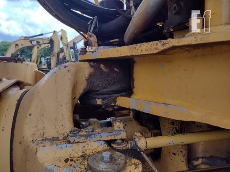 2003-volvo-a40d-image-31