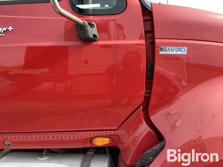 2012-international-prostar-image-16