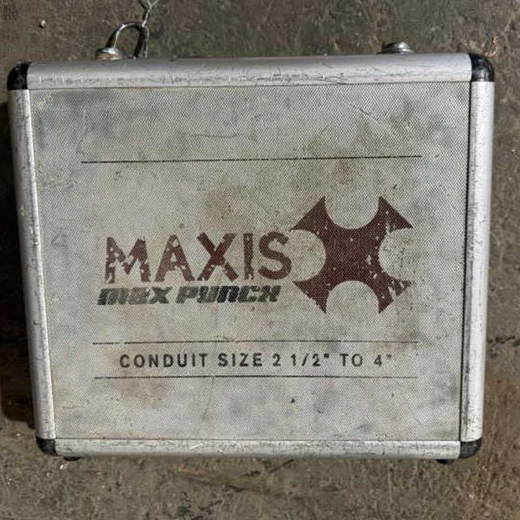 #174 • Maxis - Max Punch - Conduit - 2 1/2" - 4"