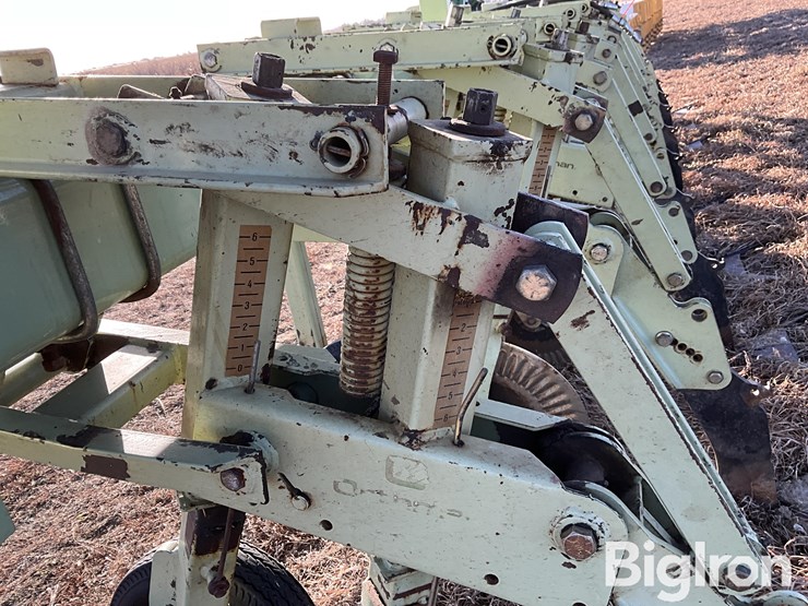 2012-orthman-16r30-cultivator-image-16