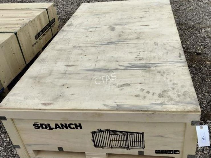 #124-•-galvanized-metal-livestock-shed-image-4