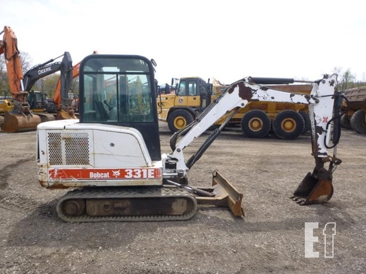 2001-bobcat-331e-image-3