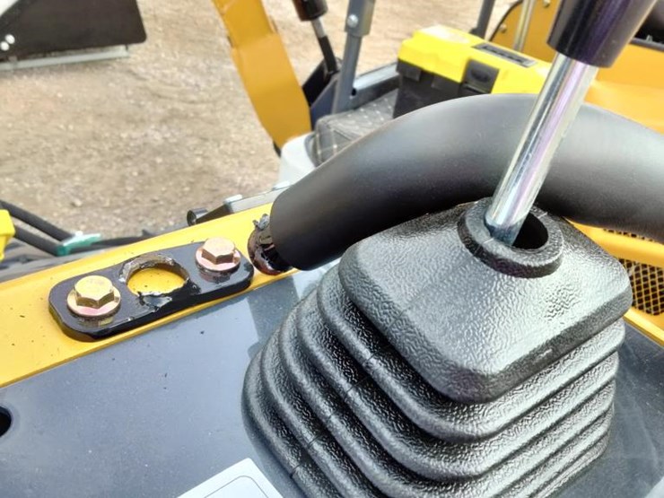 #133-•-mini-skid-steer---gasoline-image-6