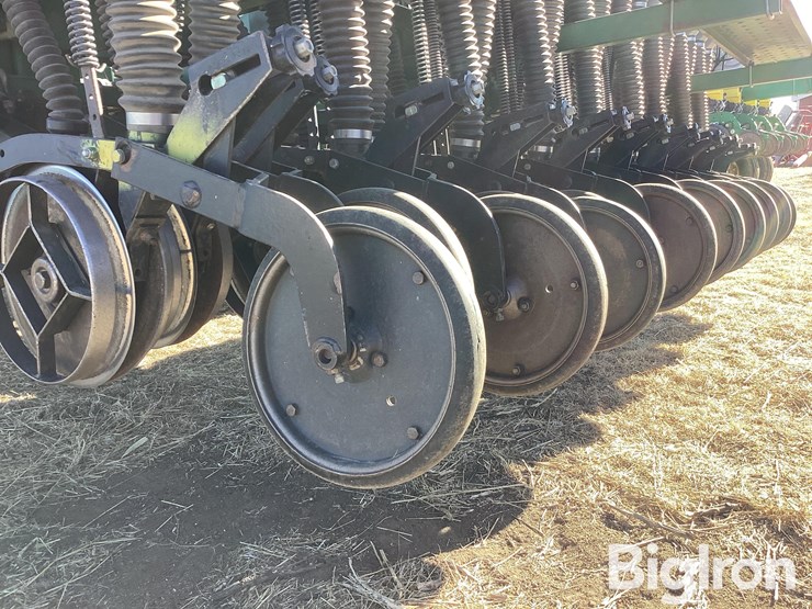 great-plains-3608860435-grain-box-drill-image-17