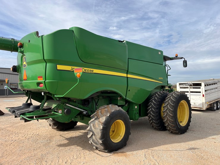2013-john-deere-s670-image-15