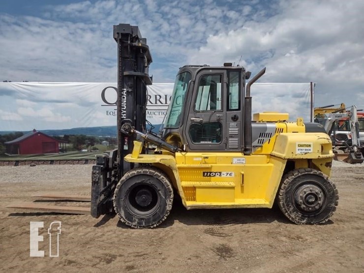 hyundai-110d-7e-image-1