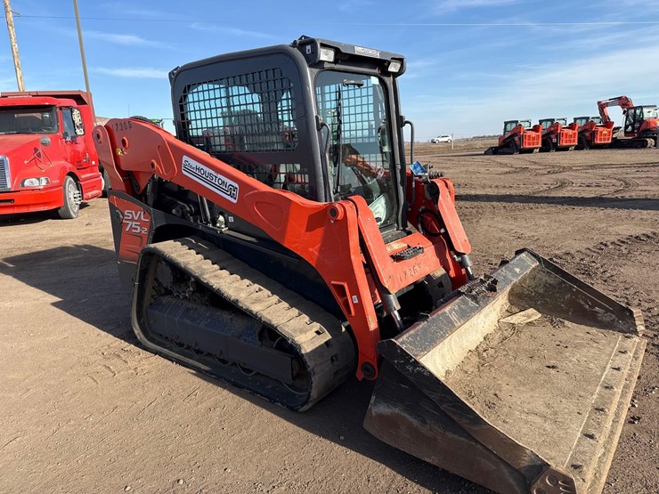 kubota-svl75-2-image-6