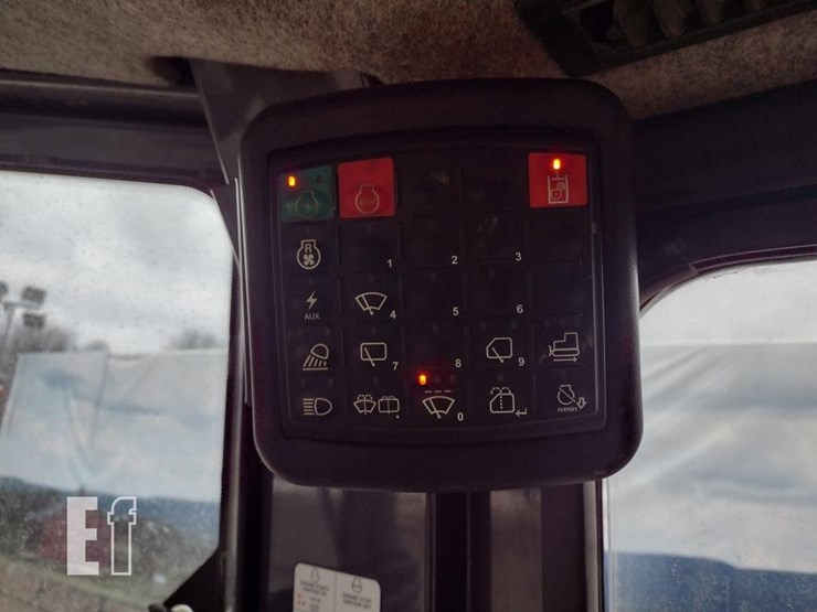 2013-deere-650k-xlt-image-11