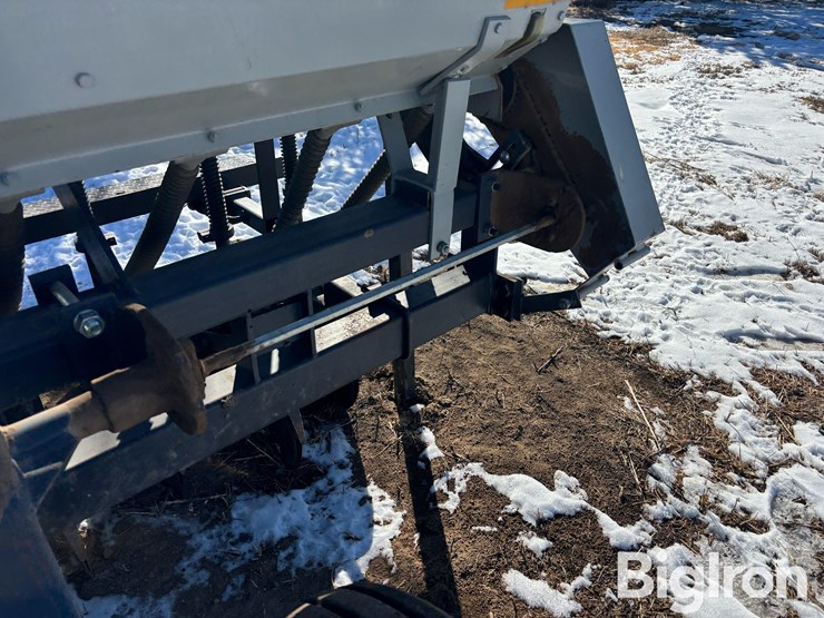 1987-crust-buster-3700-image-17