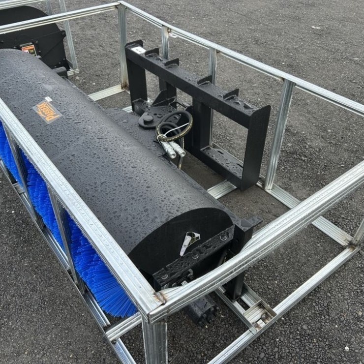 2025 PABREAK 72" Angle Broom