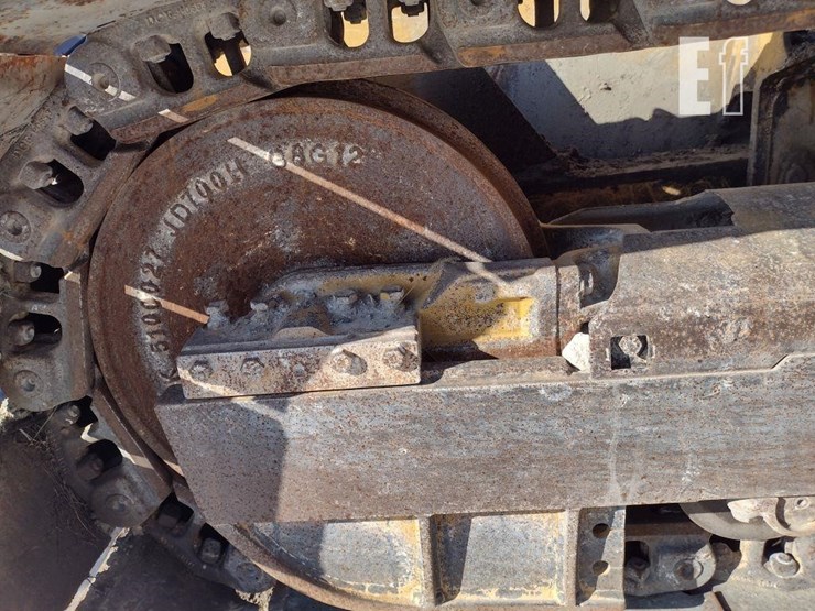 2007-deere-700j-lgp-image-27