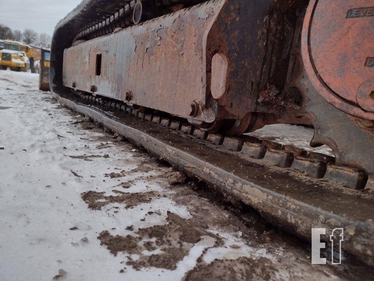 2016-deere-35g-image-28