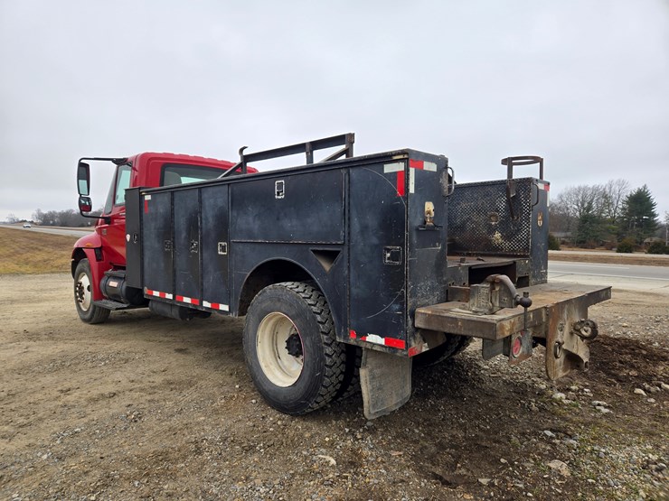 2007-international-durastar-4300-image-10