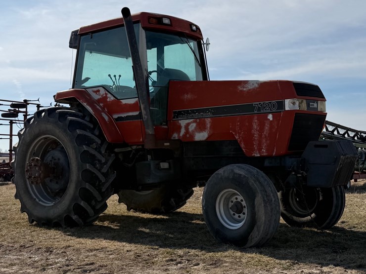 case-ih-7120-image-1