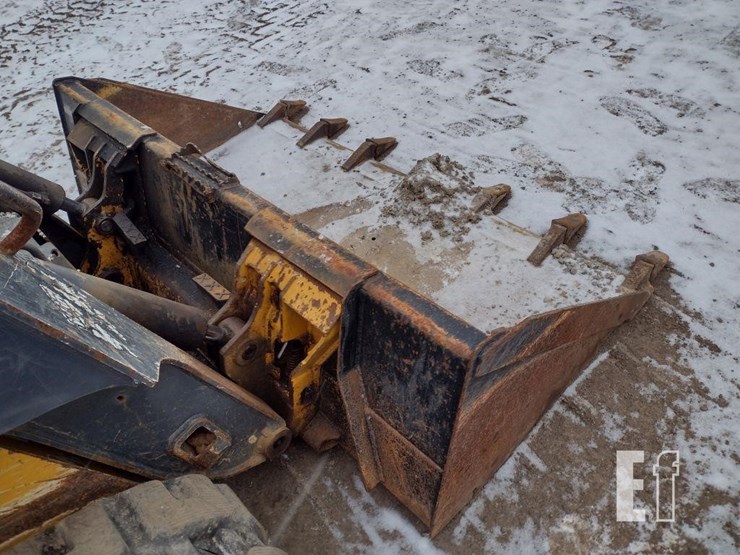 2019-deere-317g-image-17