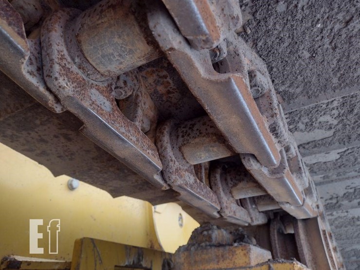 2022-deere-700l-lgp-image-37