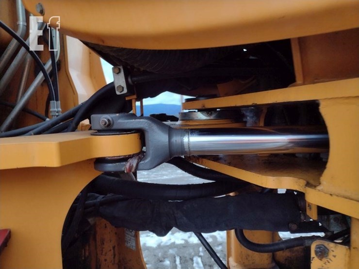 2016-case-721f-image-27