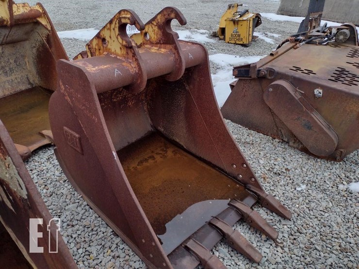 caterpillar-36-image-5