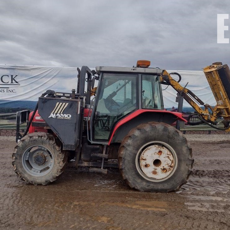 2002 MASSEY-FERGUSON 4233