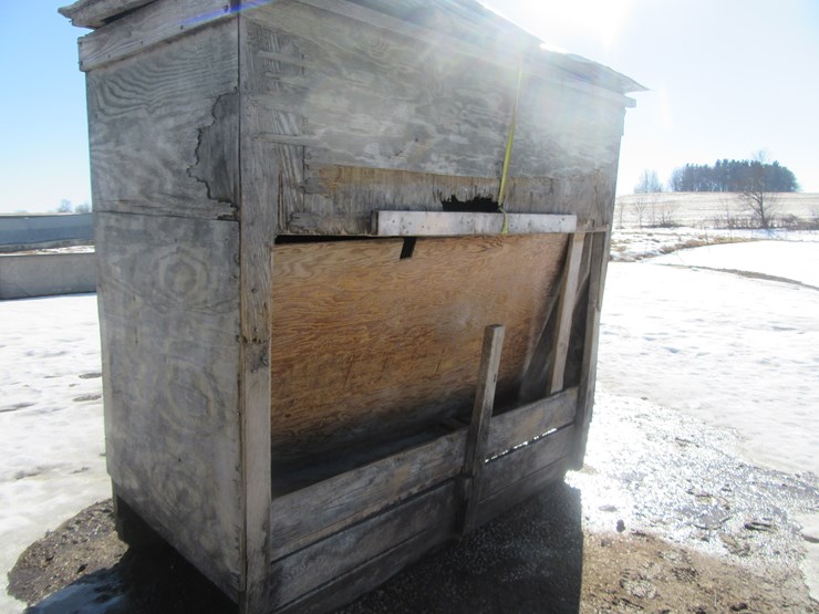 #8973-•-homemade-8'-x-4'-steer-stuffer-image-2