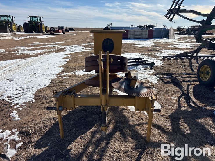 gopher-getter-3-pt-pest-treater-image-4