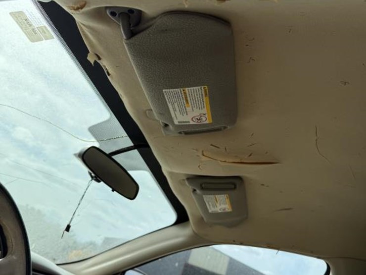 #74-•-2004-chevrolet-impala-image-22