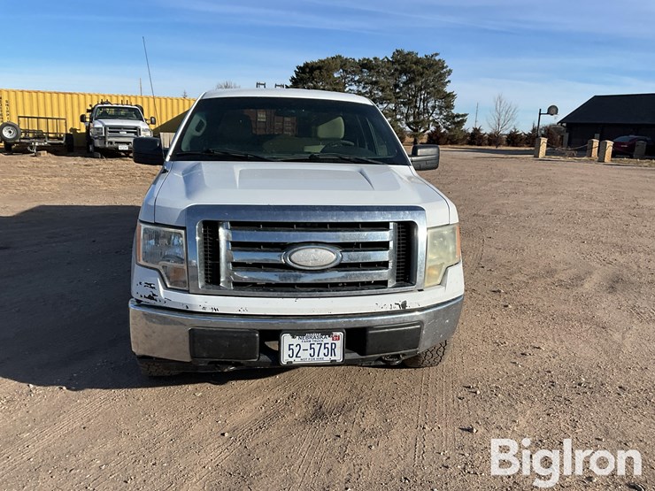 2009-ford-f150-xlt-image-2