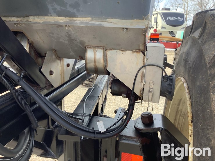 2011-kuhn-krause-1200-gladiator-w/montag-dry-box-fertilizer-cart-w/scale-image-12