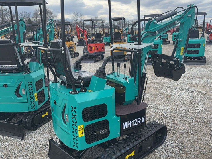 2026-cfg-industry-mh12rx-image-3