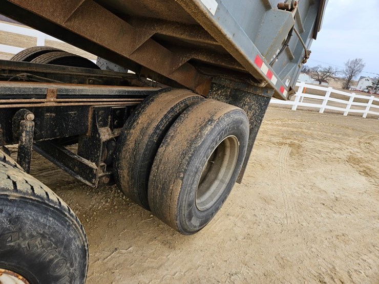 2000-caterpillar-c13-image-38