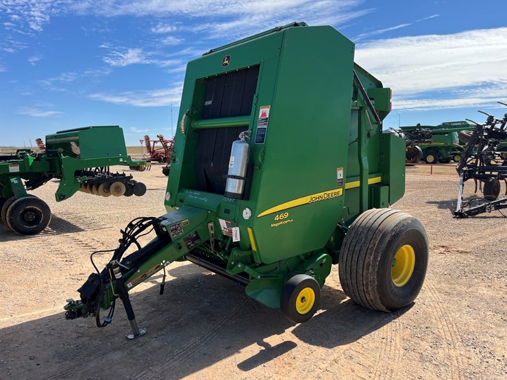 john-deere-469-image-1
