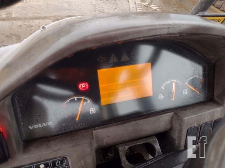 2014-volvo-sd115-image-7