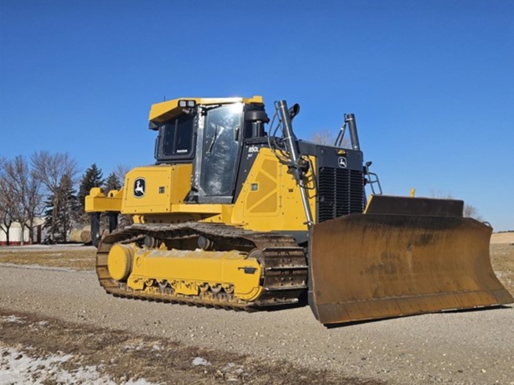 2020-deere-850l-wlt-image-1