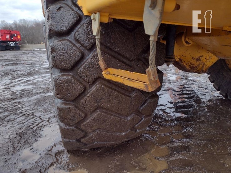 2001-volvo-a25c-image-19