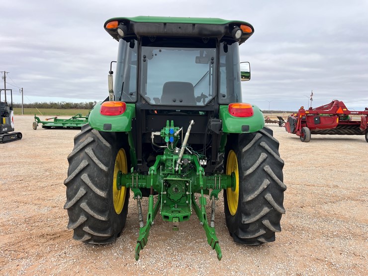 2015-john-deere-5100e-image-10