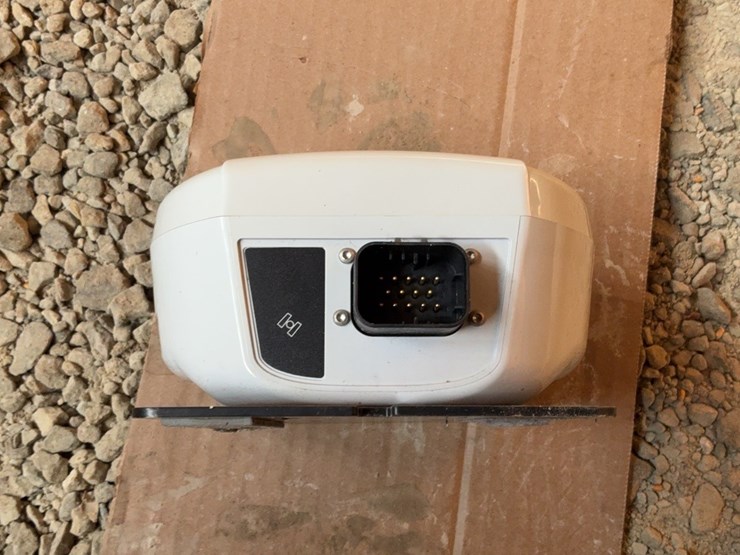 2024-hardi-commander-45-pull-type-sprayer-image-75