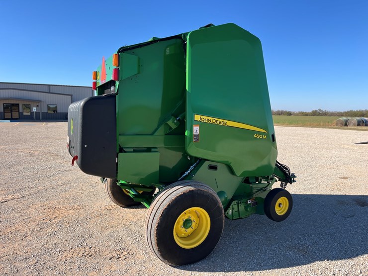 2020-john-deere-450m-image-11