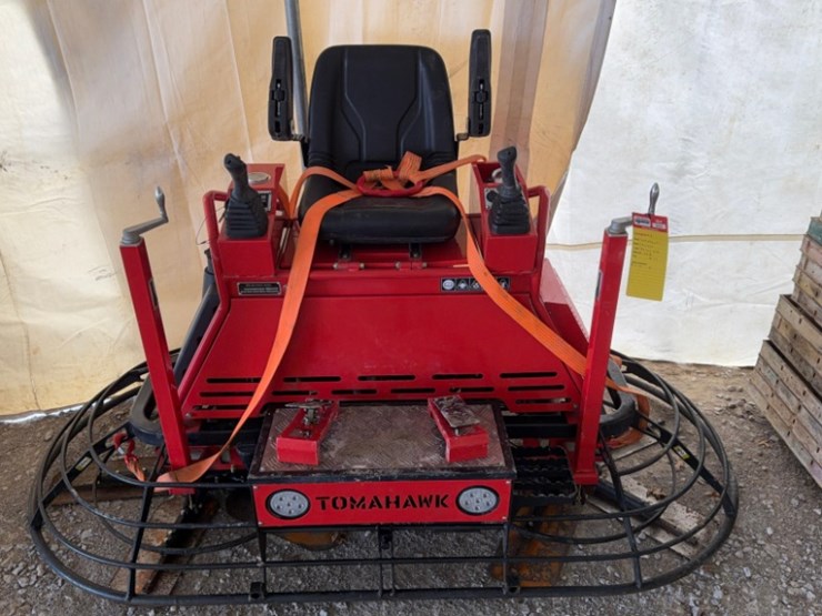 2024-tamahawk-trt46v-s.n#-trt46v1430-8'-ride-on-trowel-35hp-hour-40.4-image-1