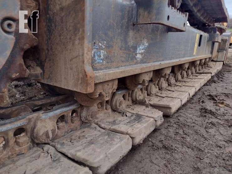 2022-case-cx145d-msr-image-39