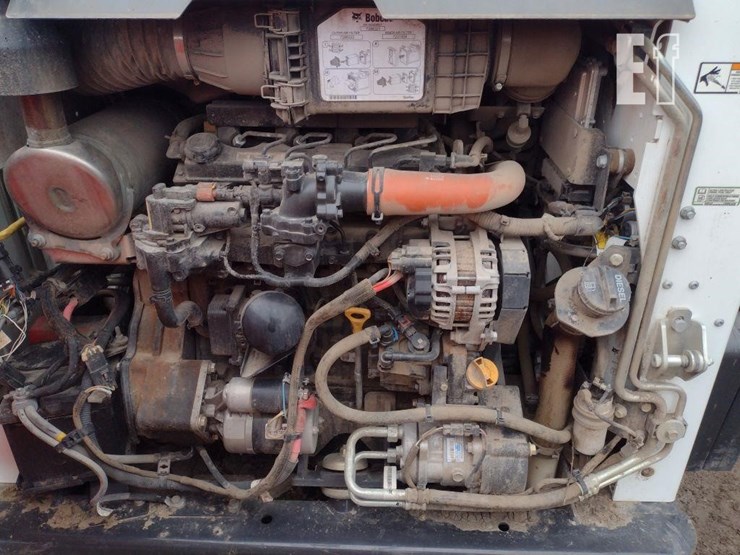 2022-bobcat-t595-image-36