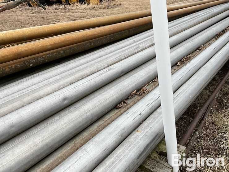 4”-aluminum-sprinkler-irrigation-pipe-on-trailer-image-16