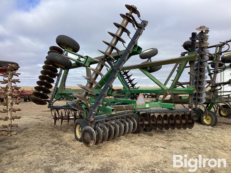 1992-john-deere-630-image-7