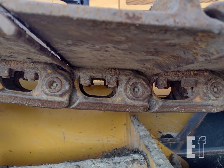 2020-deere-450k-image-29