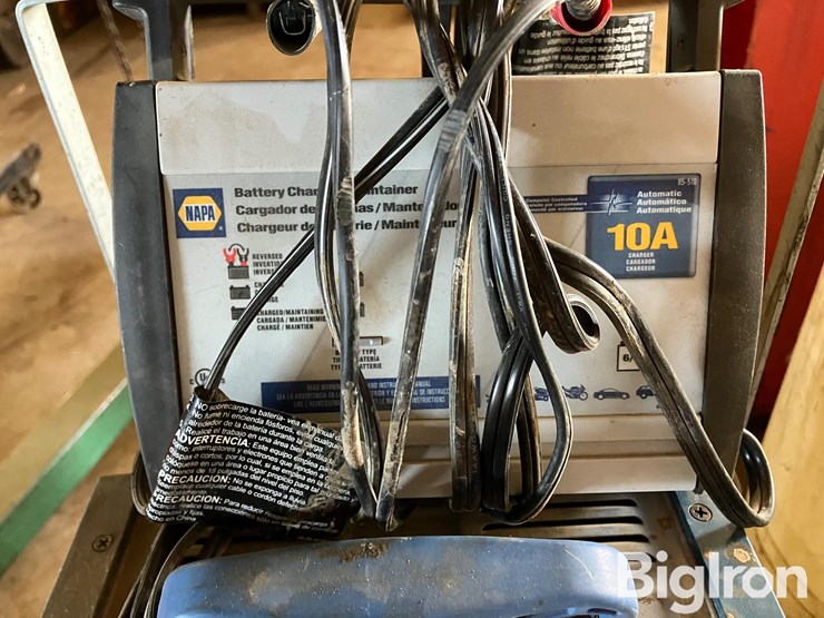 2a/10a/60a/200a-battery-chargers-image-9