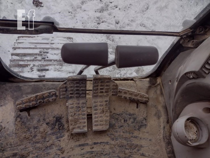 deere-350g-lc-image-8