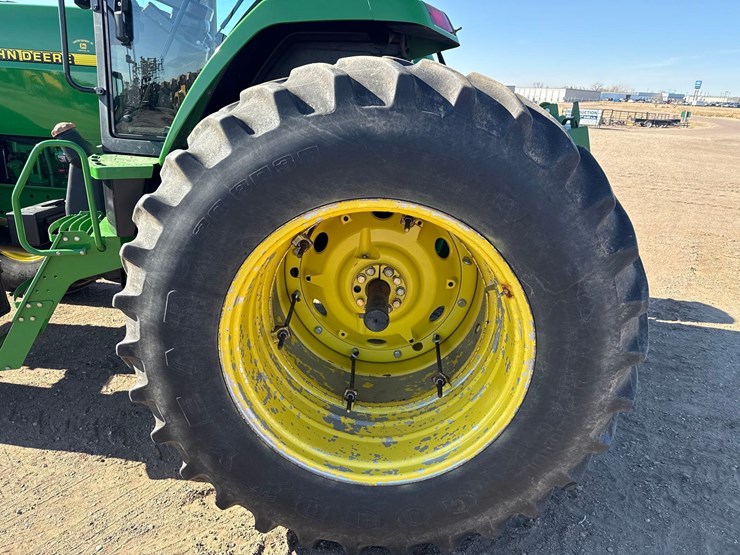john-deere-7810-image-15