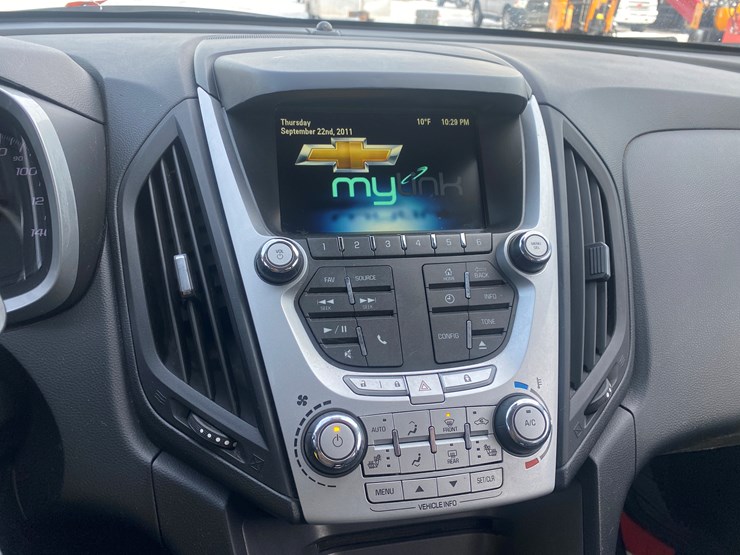 2012-chevrolet-equinox-image-71