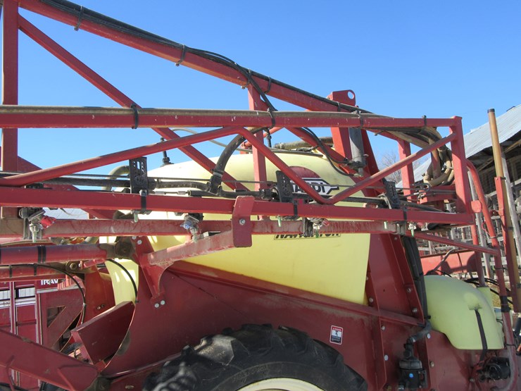 #8956-•-hardi-575-navigator-sprayer-image-15