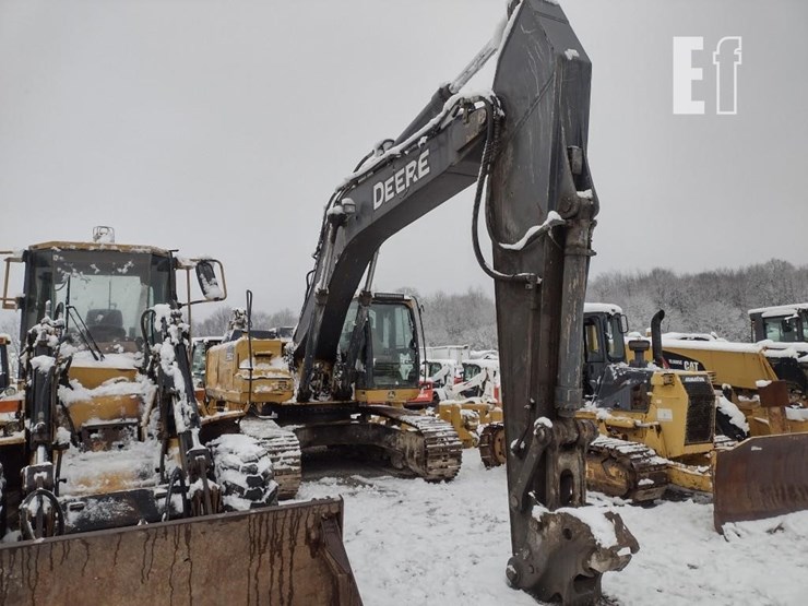 deere-350g-lc-image-3