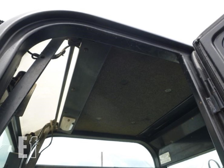 2001-bobcat-331e-image-12